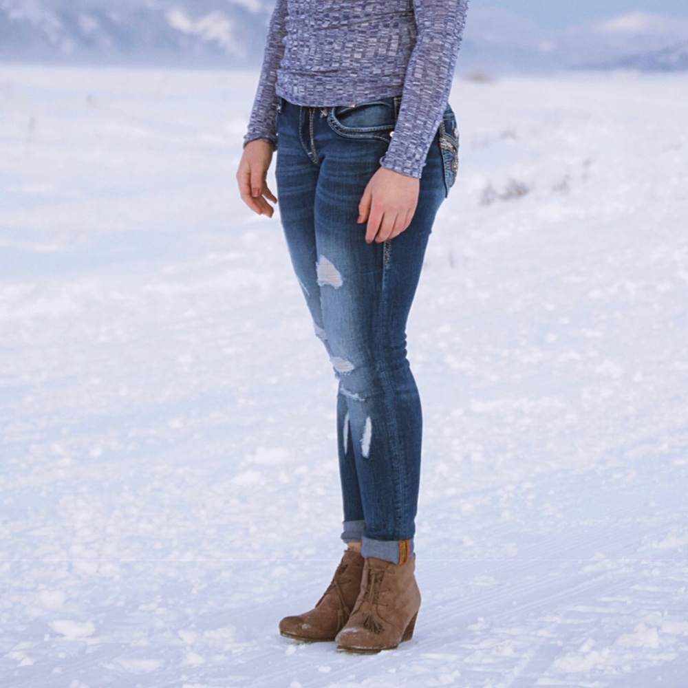 Buckle/Rock Revival Jeans